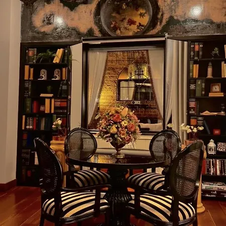 Allegory Of Taksim Apartment *