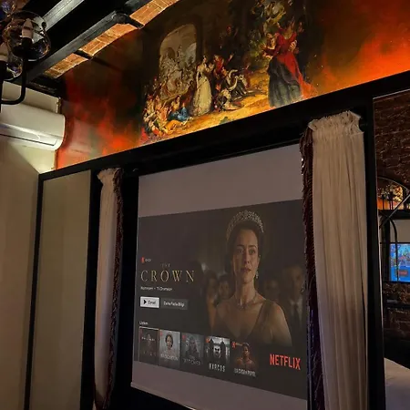 Apartment Allegory Of Taksim