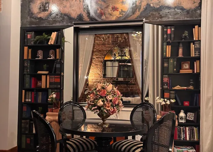 Apartment Allegory Of Taksim Istanbul