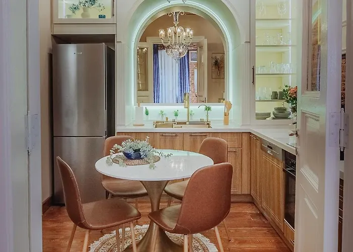 Apartment Allegory Of Taksim Istanbul