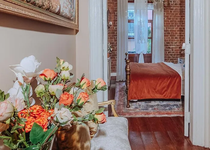 Allegory Of Taksim Apartment *