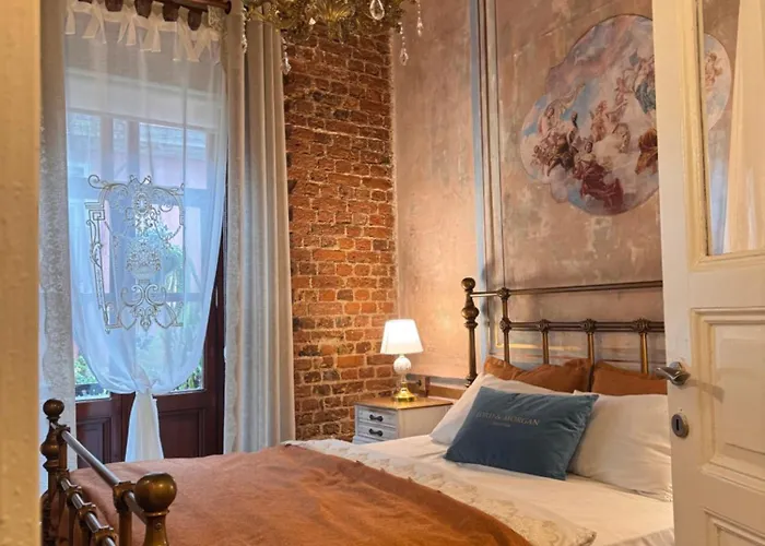 Allegory Of Taksim Apartment *