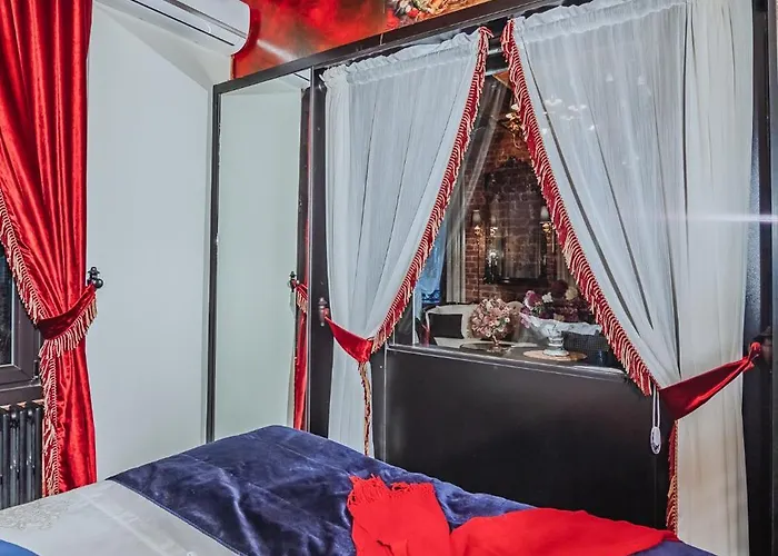 Allegory Of Taksim Apartment